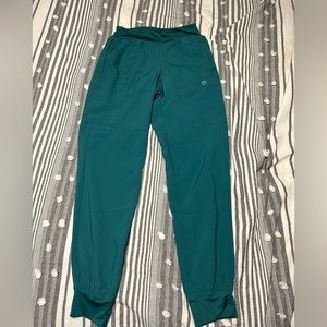 Wonderwink green jogger